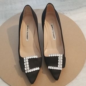 Manolo blahnik satin rhinestone buckle kitten heel